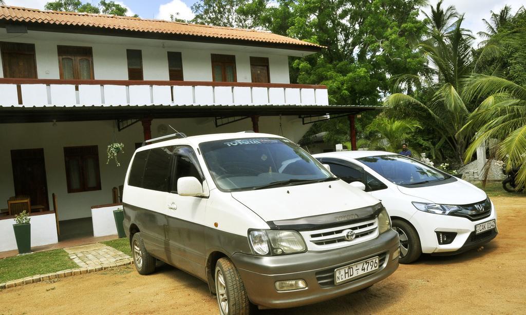 Hotel Flamingo Anuradhapura Exterior foto