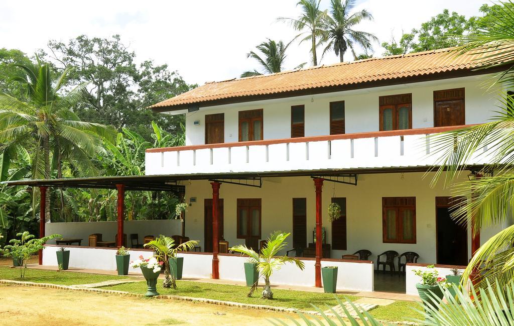 Hotel Flamingo Anuradhapura Exterior foto